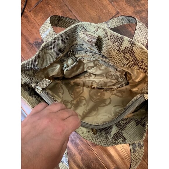 Michael Kors Tan Brown Python Pattern Leather Large Purse Bag - Picture 9 of 9